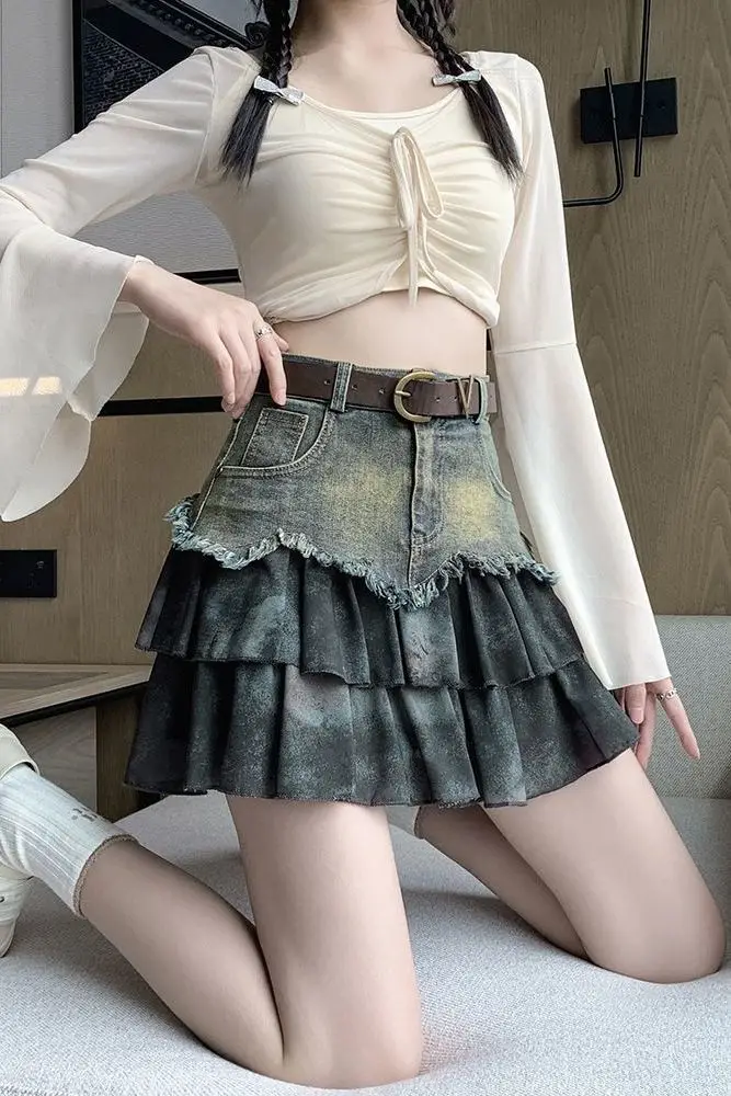 Women's Sweet Retro Dress 2025 Spring Summer Latest Age Reducing Versatile Fashionable High Waist Slimming A-Line Short Skirt
Women's Sweet Retro Dress 2025 Spring Summer Latest Age Reducing Versatile Fashionable High Waist Slimming A-Line Short Skirt
