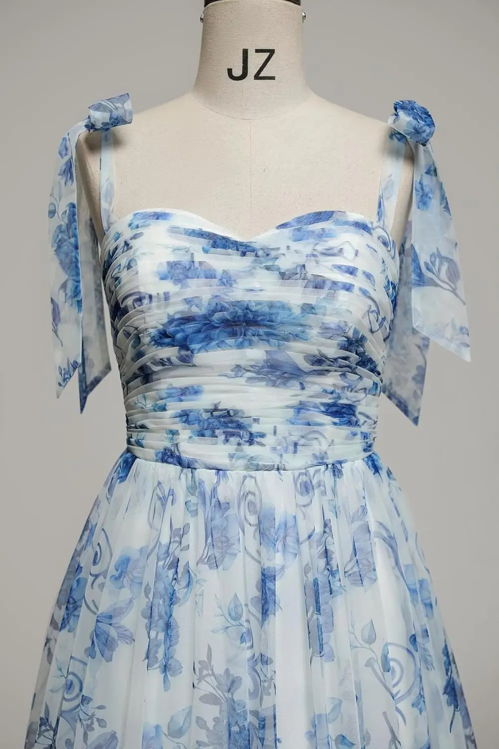 Basgute Floral Print Tulle Short Homecoming Dresses for Teens 2026 Spaghetti Straps Formal Prom Party Gown Mini Graduation Dress
Basgute Floral Print Tulle Short Homecoming Dresses for Teens 2026 Spaghetti Straps Formal Prom Party Gown Mini Graduation Dress