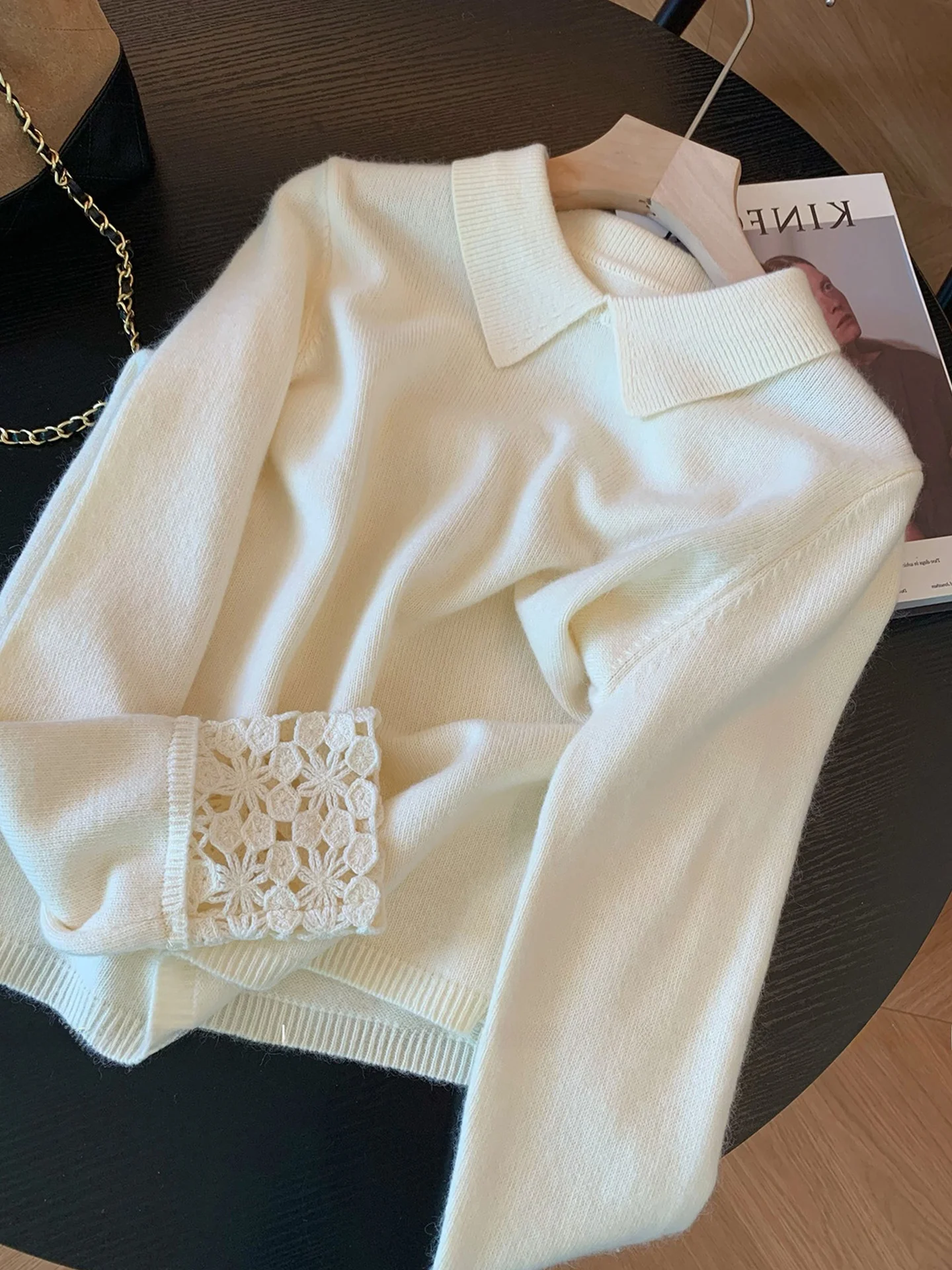 Elegant Knitted Long Sleeve Sweater with Hollow out Hook Design Fashionable Korean Style Premium Quality Turn-down Collar Top
Elegant Knitted Long Sleeve Sweater with Hollow out Hook Design Fashionable Korean Style Premium Quality Turn-down Collar Top