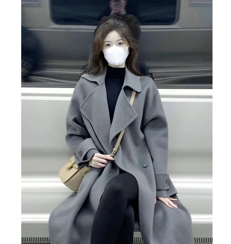 Gray Thickened Woolen Coat Women's Fashion Korean Style Commute Long Sleeve Double Breasted Suit Collar Pocket Pure Color
Gray Thickened Woolen Coat Women's Fashion Korean Style Commute Long Sleeve Double Breasted Suit Collar Pocket Pure Color