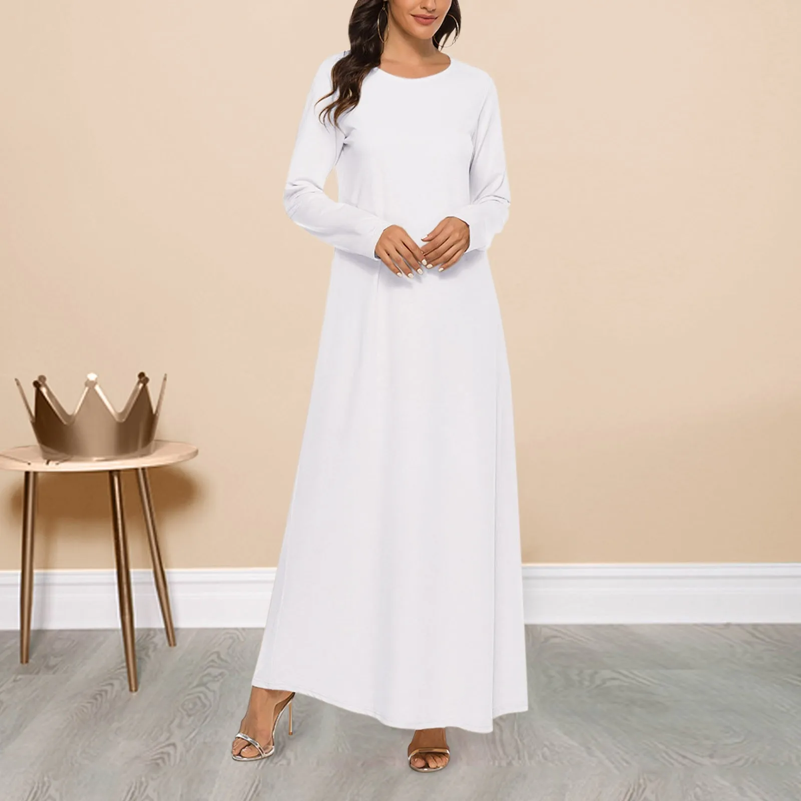 Casual Solid Color Muslim Maxi Dresses for Women Fashion Simple Abaya Islamic Clothes Long-sleeved Robes Turkey Arabic Long Robe
Casual Solid Color Muslim Maxi Dresses for Women Fashion Simple Abaya Islamic Clothes Long-sleeved Robes Turkey Arabic Long Robe
