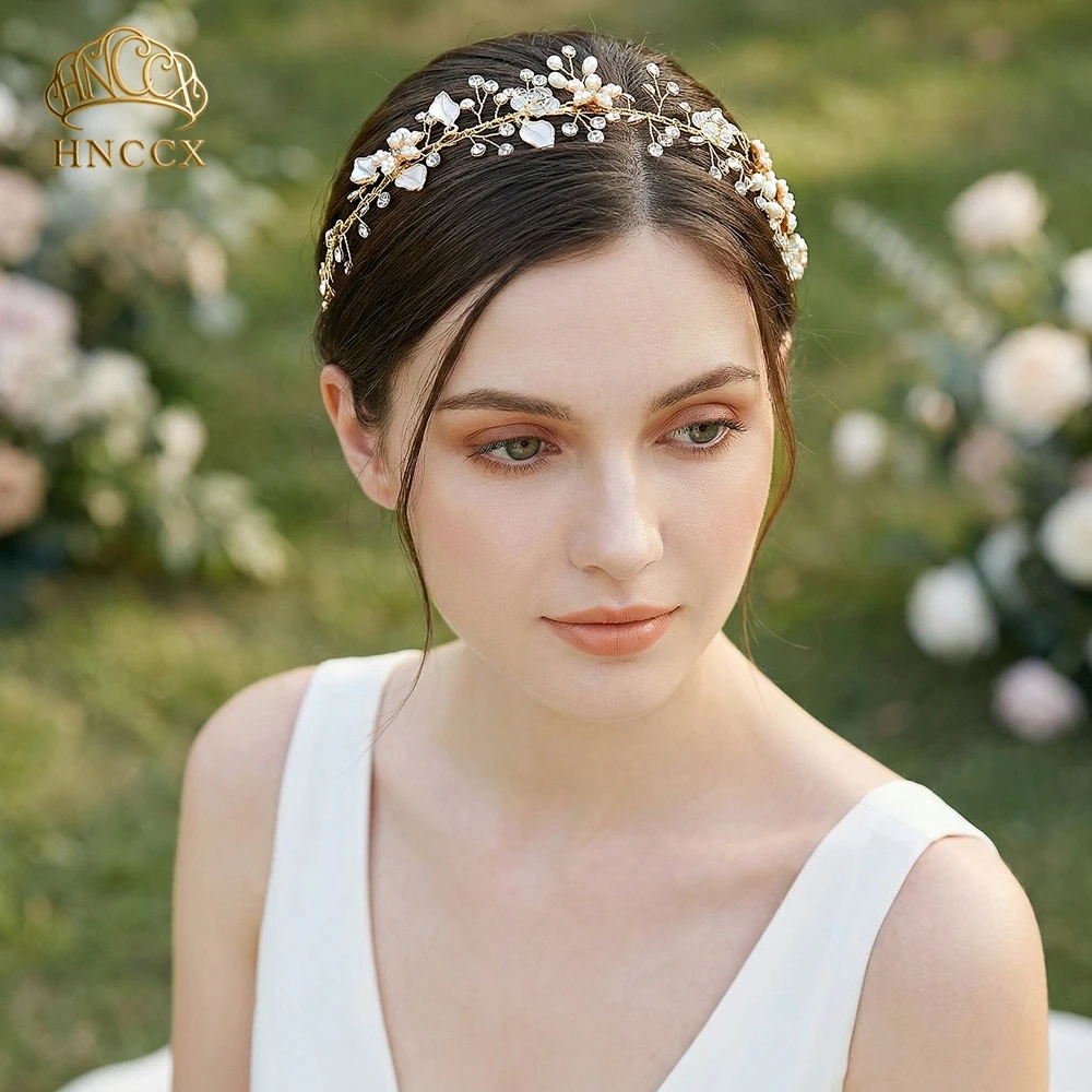 HNCCX Trendy Bride Golden Color Flower Hair Hoop Rhinestone Women Headband Hair Jewelry Wedding Party Alloy Hadpieces HP994
HNCCX Trendy Bride Golden Color Flower Hair Hoop Rhinestone Women Headband Hair Jewelry Wedding Party Alloy Hadpieces HP994