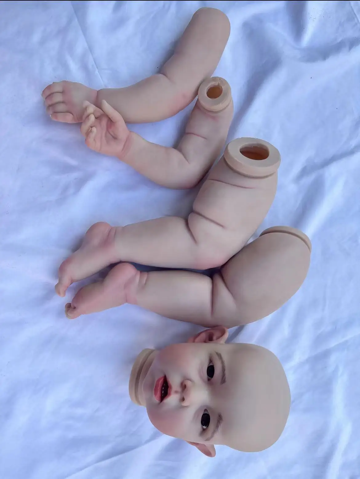 FBBD Customized Limited Supply28inch Reborn Baby Liam Without Hair DIY Part Painted Kit Real Photo (instagram:fbbrebornofficial)
FBBD Customized Limited Supply28inch Reborn Baby Liam Without Hair DIY Part Painted Kit Real Photo (instagram:fbbrebornofficial)