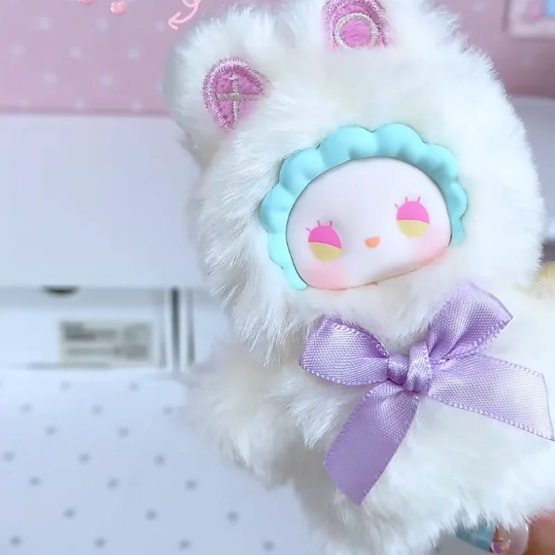 Genuine Lucky Emma Mini Series Plush Pendant Blind Box Bag Charm Cute Figures Trendy Toy Decor Doll Mystery Box Gift For Women
Genuine Lucky Emma Mini Series Plush Pendant Blind Box Bag Charm Cute Figures Trendy Toy Decor Doll Mystery Box Gift For Women