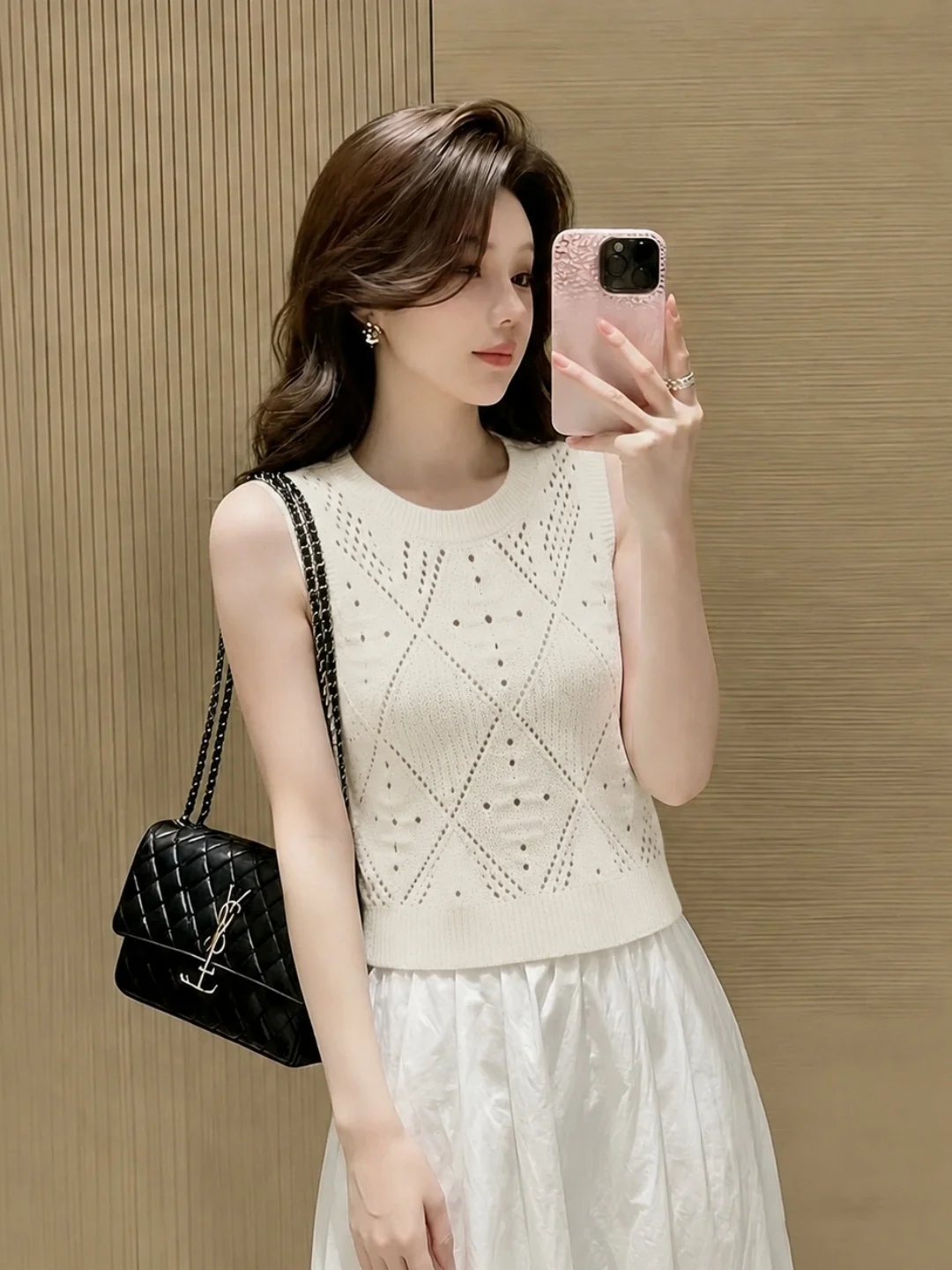 Summer Knitted Hollow out Vest Design Sensation Sleeveless round Neck Outerwear Simple Style Women's plus Size Fashion Top
Summer Knitted Hollow out Vest Design Sensation Sleeveless round Neck Outerwear Simple Style Women's plus Size Fashion Top