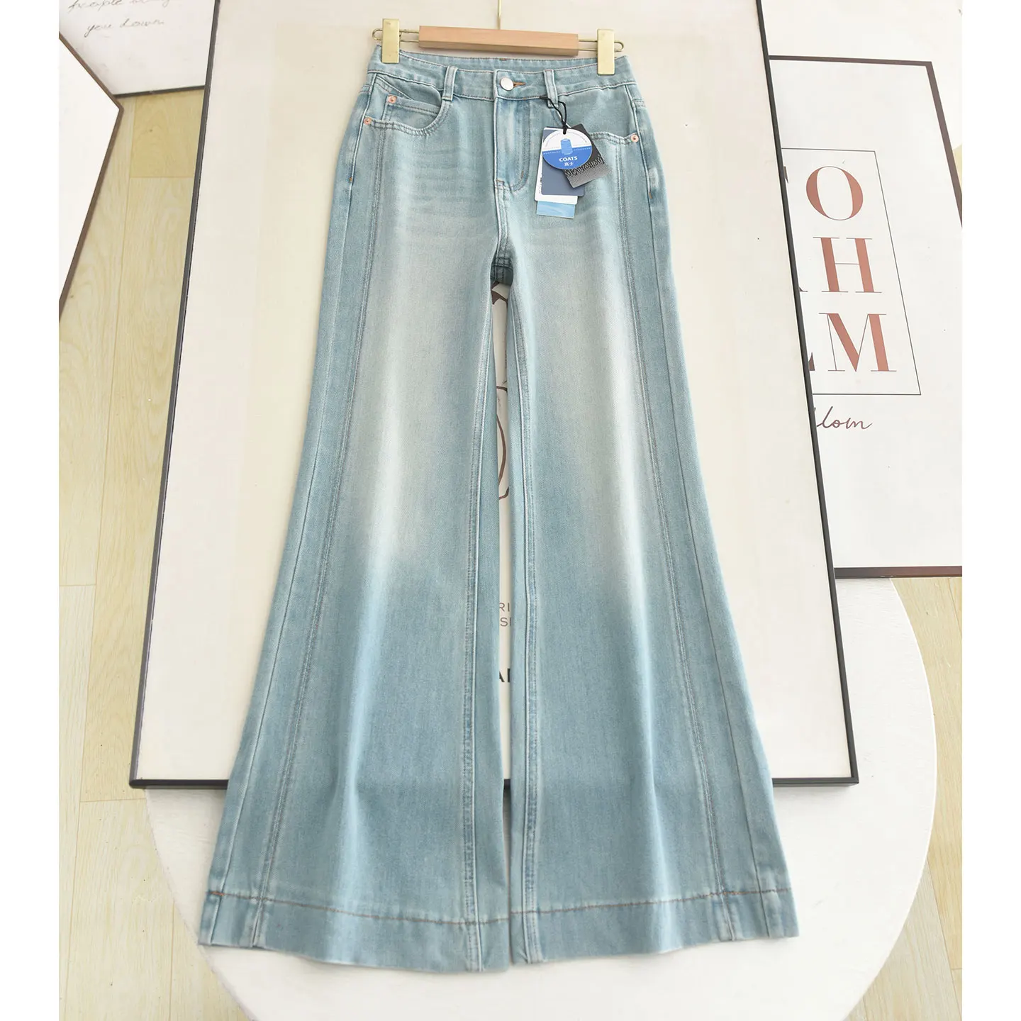 High Waist Slimming Stretchy Light Blue Denim Pants Four-Way Stretchy Ladies Summer Fashion High-End Feel Micro Flared Jeans
High Waist Slimming Stretchy Light Blue Denim Pants Four-Way Stretchy Ladies Summer Fashion High-End Feel Micro Flared Jeans