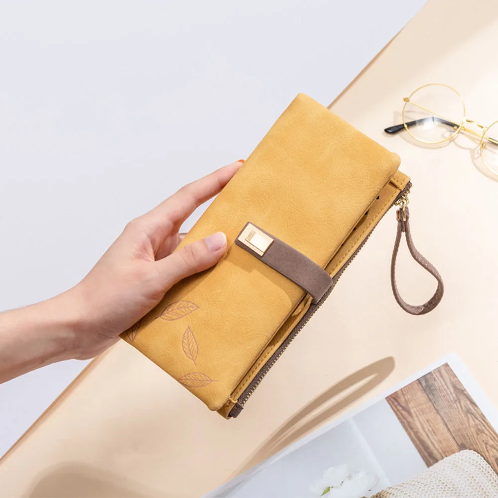 New Trendy Floral Women Short Wallet Soft PU Leather Multi Slot Card Case Lightweight Coin Purse Mini Clutch Handbag For Women
New Trendy Floral Women Short Wallet Soft PU Leather Multi Slot Card Case Lightweight Coin Purse Mini Clutch Handbag For Women