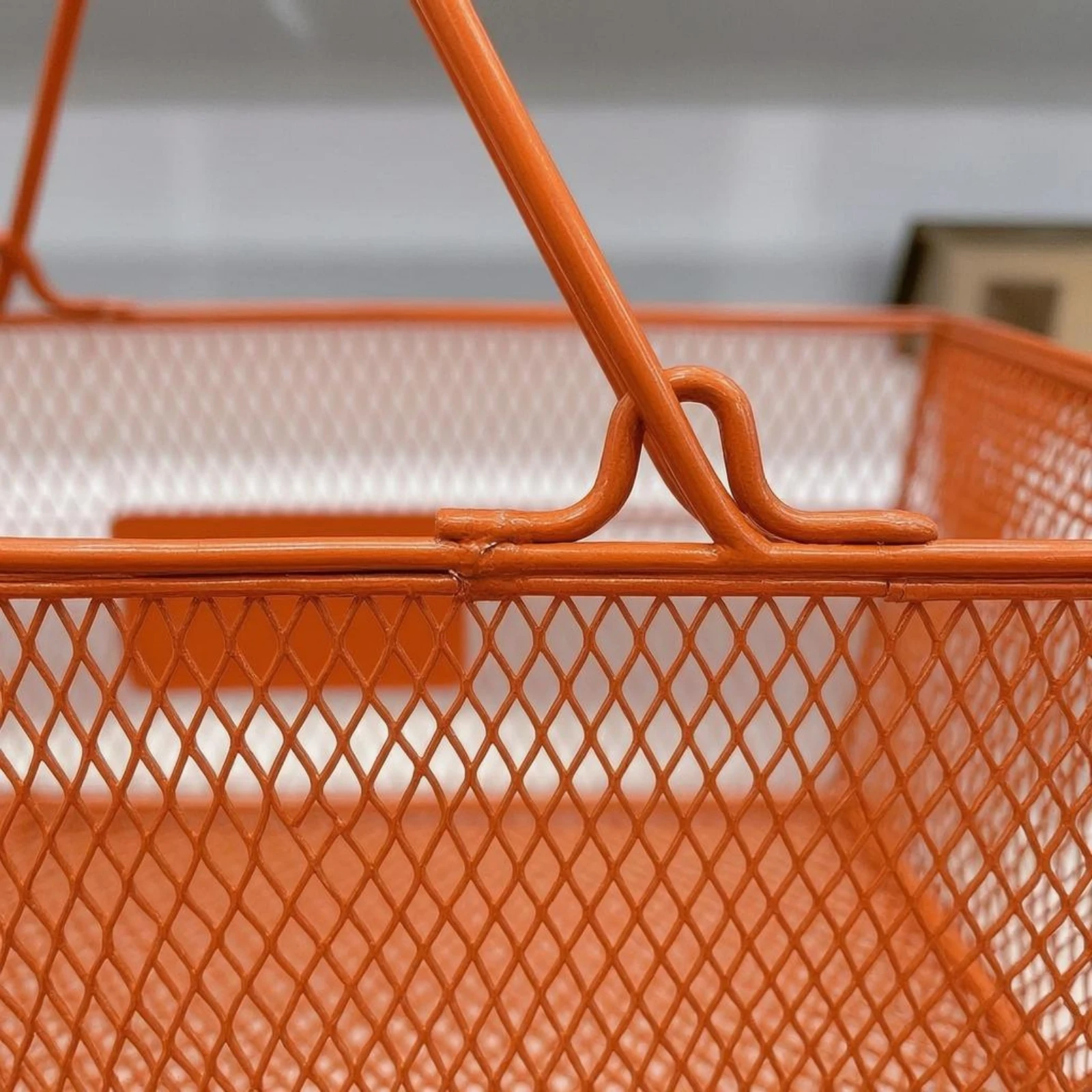 Metal Wire Mesh Basket Diamond-Pattern Wire Mesh Shopping Basket Store Supply Grip Sleeve Portable for Retail
Metal Wire Mesh Basket Diamond-Pattern Wire Mesh Shopping Basket Store Supply Grip Sleeve Portable for Retail
