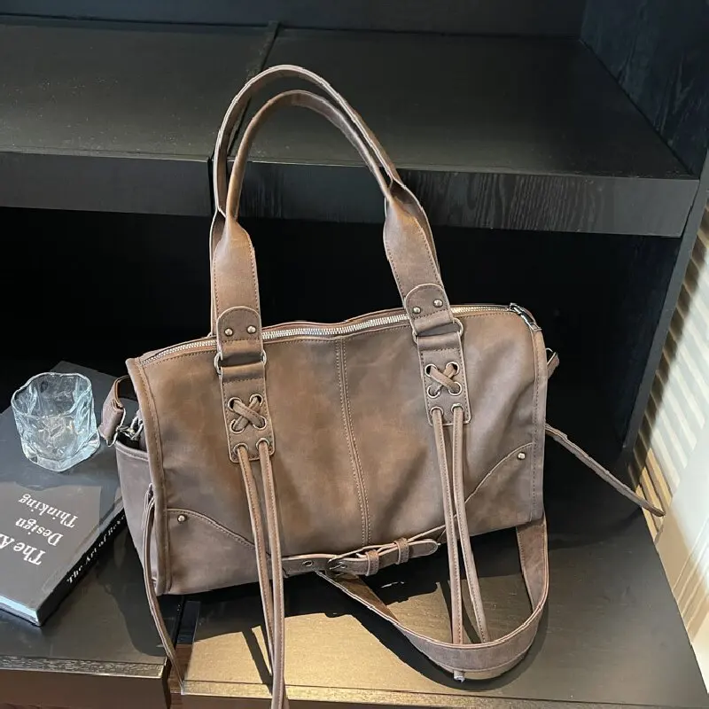 Vintage PU Leather Women's Shoulder Bags Casual Tooling Belt Ladies Crossbody Bag Large Capacity Female Travel Tote Handbags
Vintage PU Leather Women's Shoulder Bags Casual Tooling Belt Ladies Crossbody Bag Large Capacity Female Travel Tote Handbags