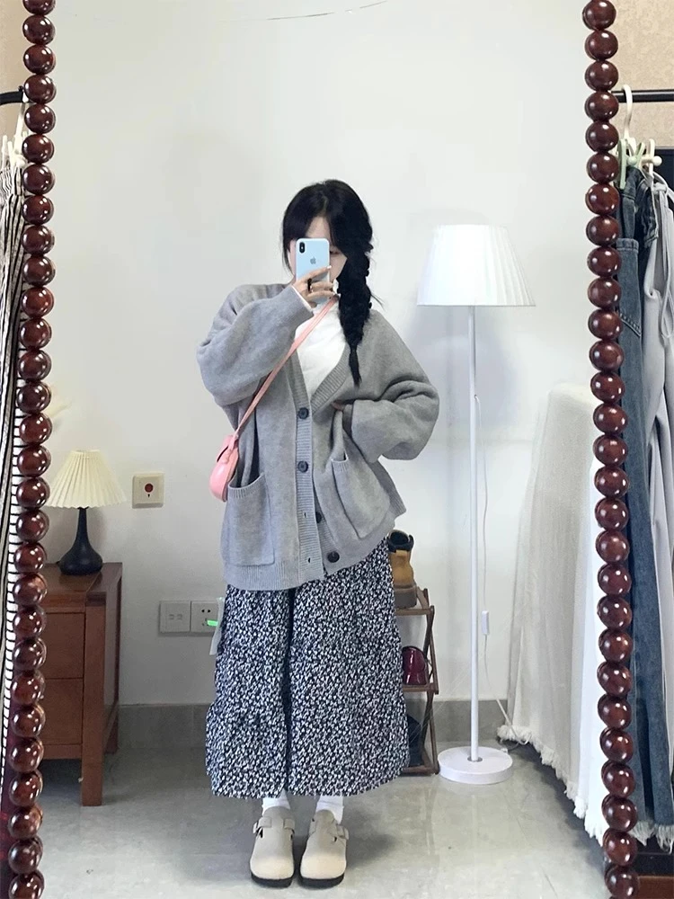 plus Size Women's Autumn Winter Lazy Sle Soft Cozy Hide Meat Knitted Sweater Cardigan Outerwear Korean Version Loose Fit
plus Size Women's Autumn Winter Lazy Sle Soft Cozy Hide Meat Knitted Sweater Cardigan Outerwear Korean Version Loose Fit