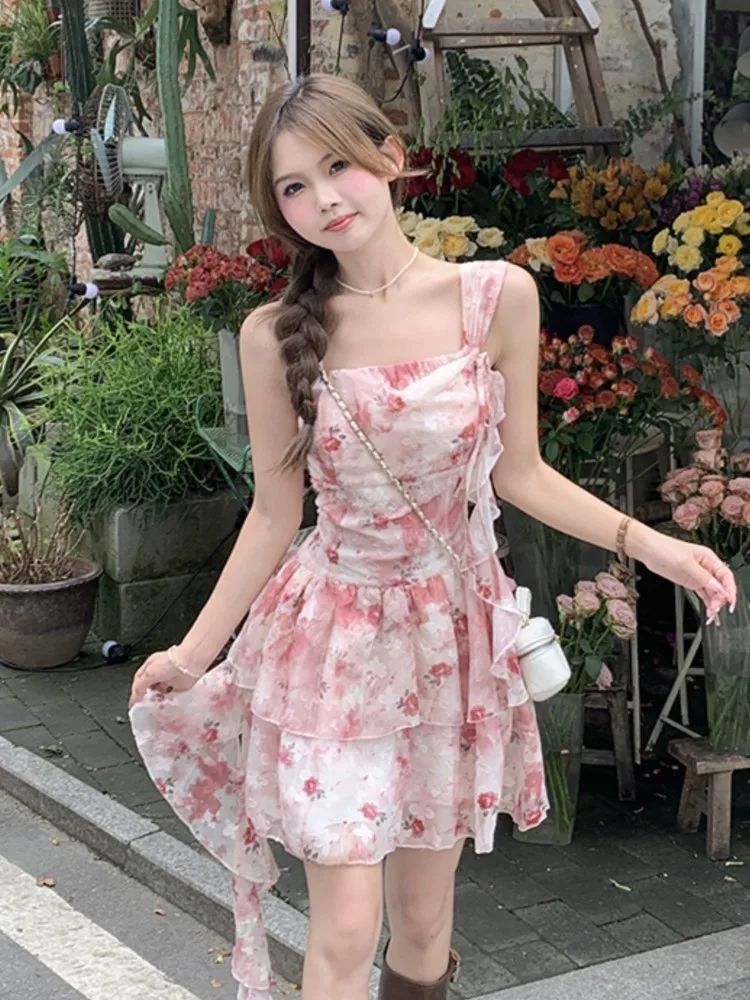 Summer New French Floral Holiday Beach Y2k Irregular Dresses Women Fashion Elegant Camisole Dress Sweet Evening Party Prom Gown
Summer New French Floral Holiday Beach Y2k Irregular Dresses Women Fashion Elegant Camisole Dress Sweet Evening Party Prom Gown