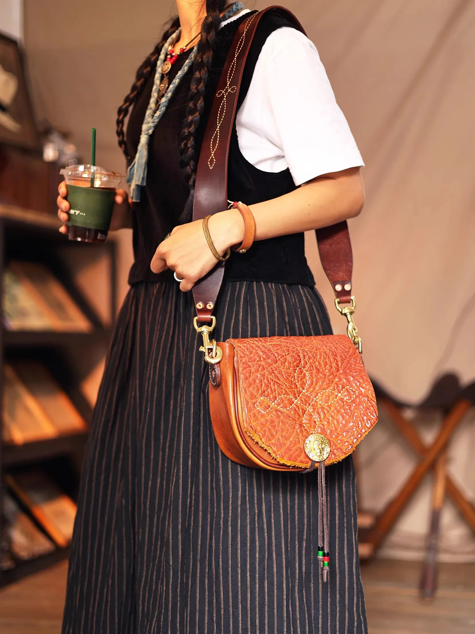 PNDME organizers designers handmade vintage vegetable tanned cowhide women's shoulder bag luxury genuine leather crossbody bags
PNDME organizers designers handmade vintage vegetable tanned cowhide women's shoulder bag luxury genuine leather crossbody bags