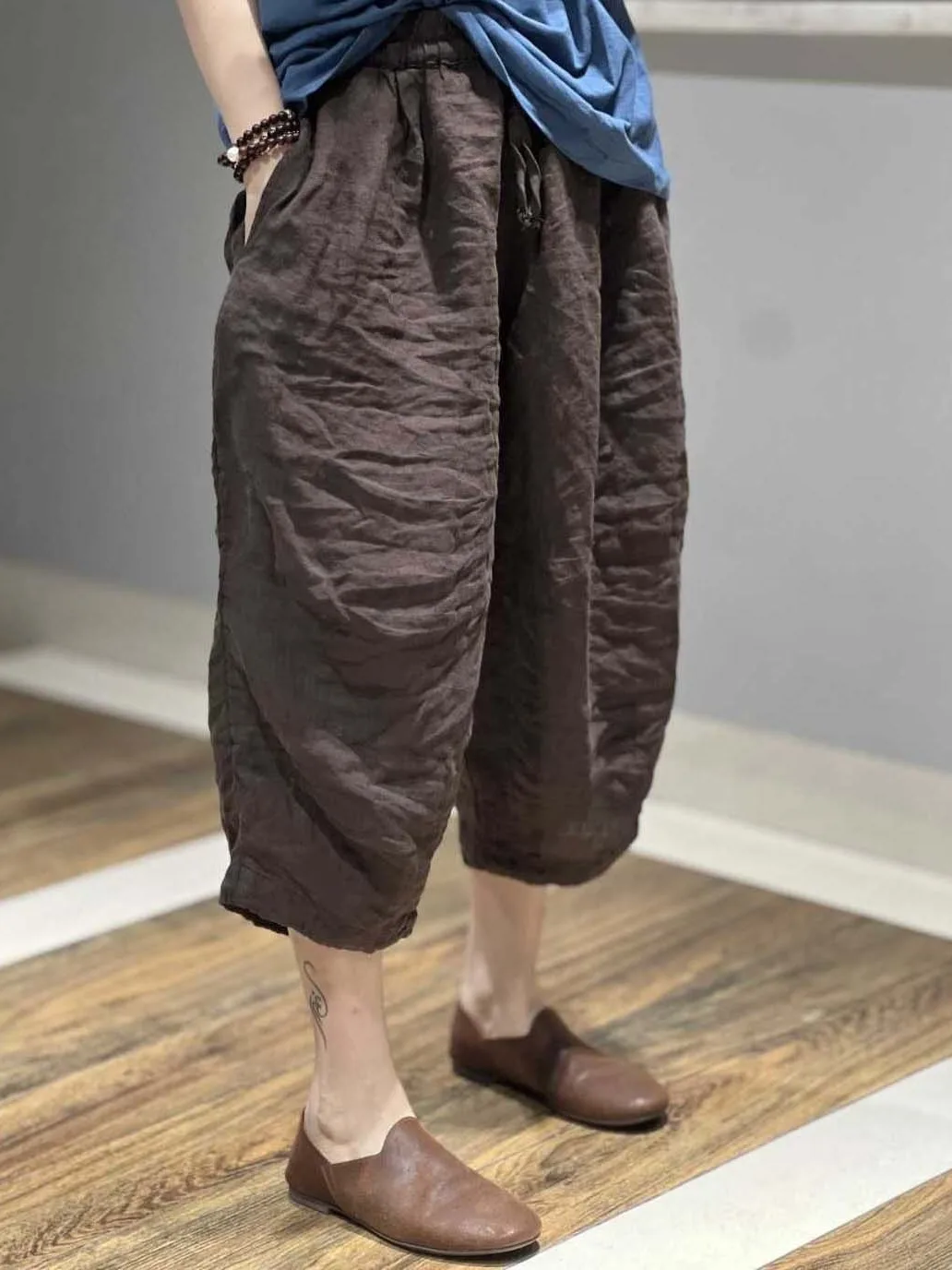 Retro Loose Casual Lightweight Dyed Cotton Linen Seven-Quarter Wide Leg Pants Harajuku Style High Waist Elastic Waistband
Retro Loose Casual Lightweight Dyed Cotton Linen Seven-Quarter Wide Leg Pants Harajuku Style High Waist Elastic Waistband