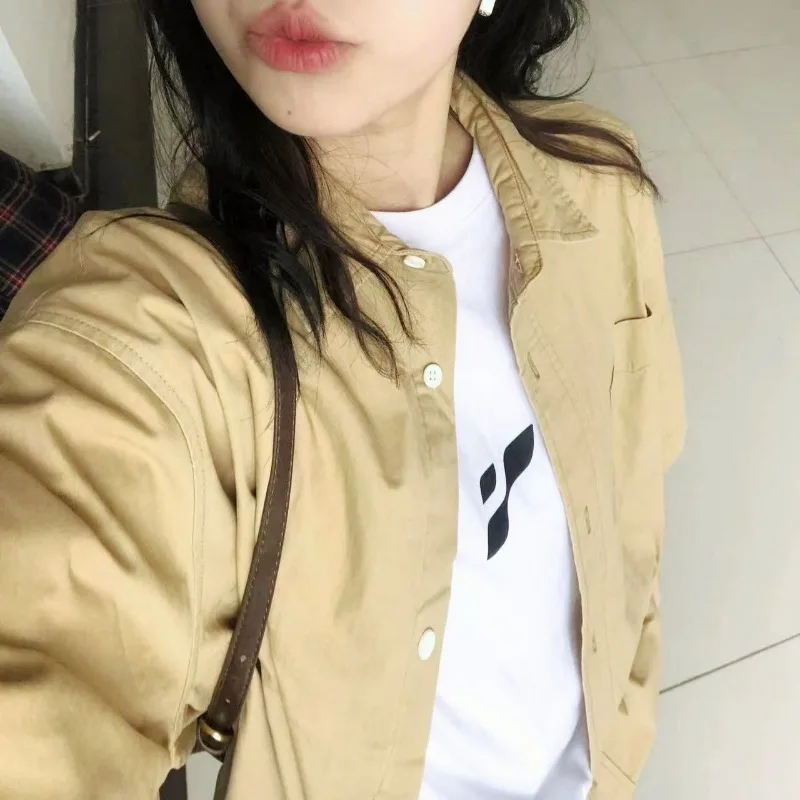 Spring and Autumn Chic Tops New Super White Khaki Shirt Women Outerwear Thin Loose Solid Color Versatile Slim Long Sleeve Shirt
Spring and Autumn Chic Tops New Super White Khaki Shirt Women Outerwear Thin Loose Solid Color Versatile Slim Long Sleeve Shirt