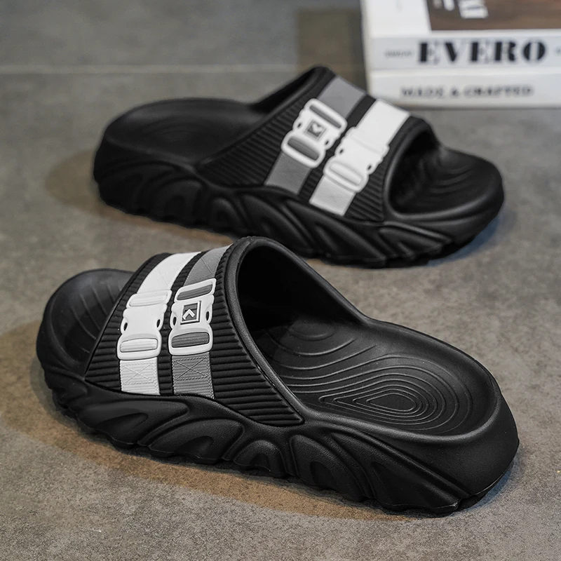 Men's summer 2025 new large-sized beach trendy sandals for outdoor wear and anti-slip slippers for indoor home and bathroom
Men's summer 2025 new large-sized beach trendy sandals for outdoor wear and anti-slip slippers for indoor home and bathroom