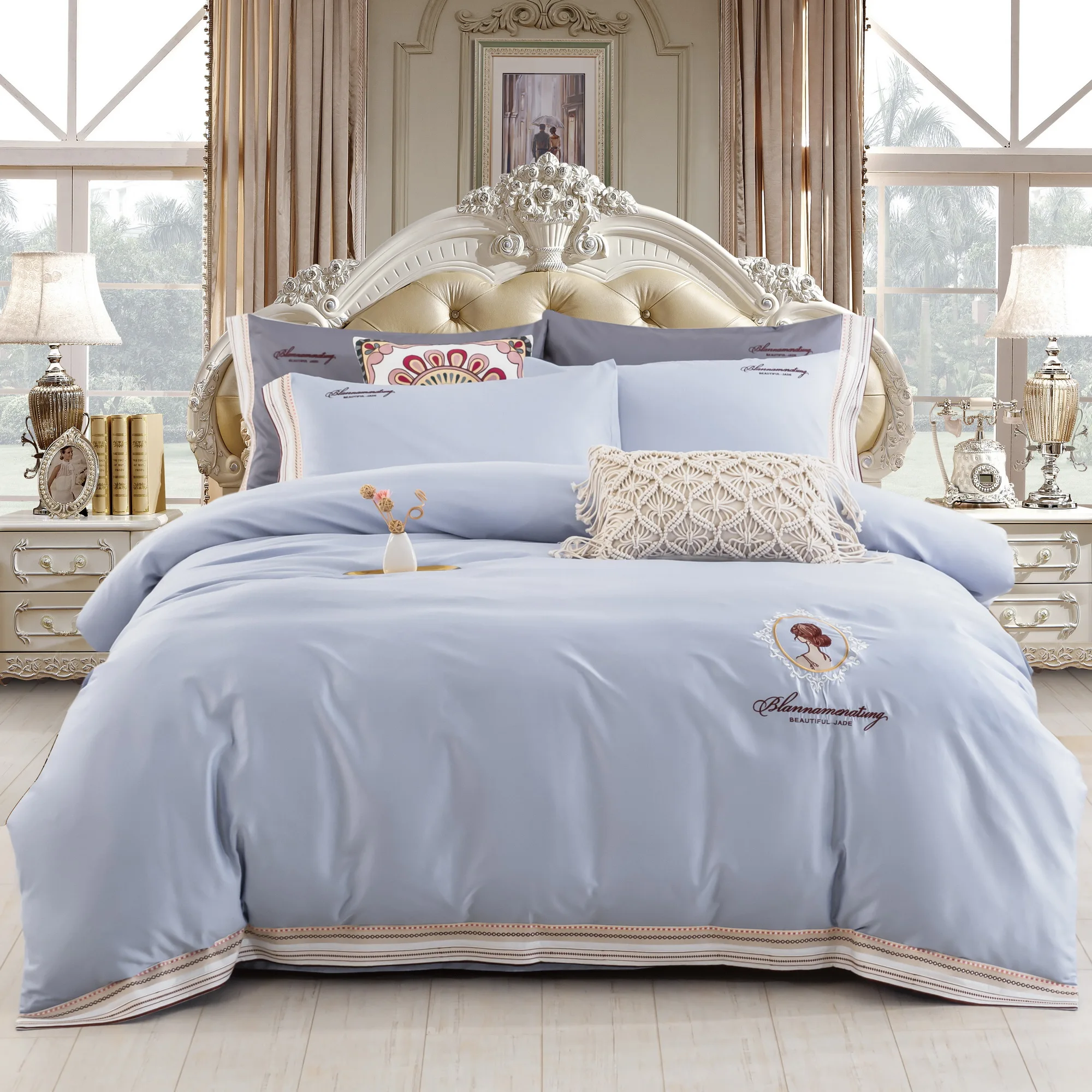2023 European Style 60 Long-staple Cotton Embroidered Plain Four-piece Bed Sheet Cotton Net Red New Bedding Wholesale Light Blue
2023 European Style 60 Long-staple Cotton Embroidered Plain Four-piece Bed Sheet Cotton Net Red New Bedding Wholesale Light Blue
