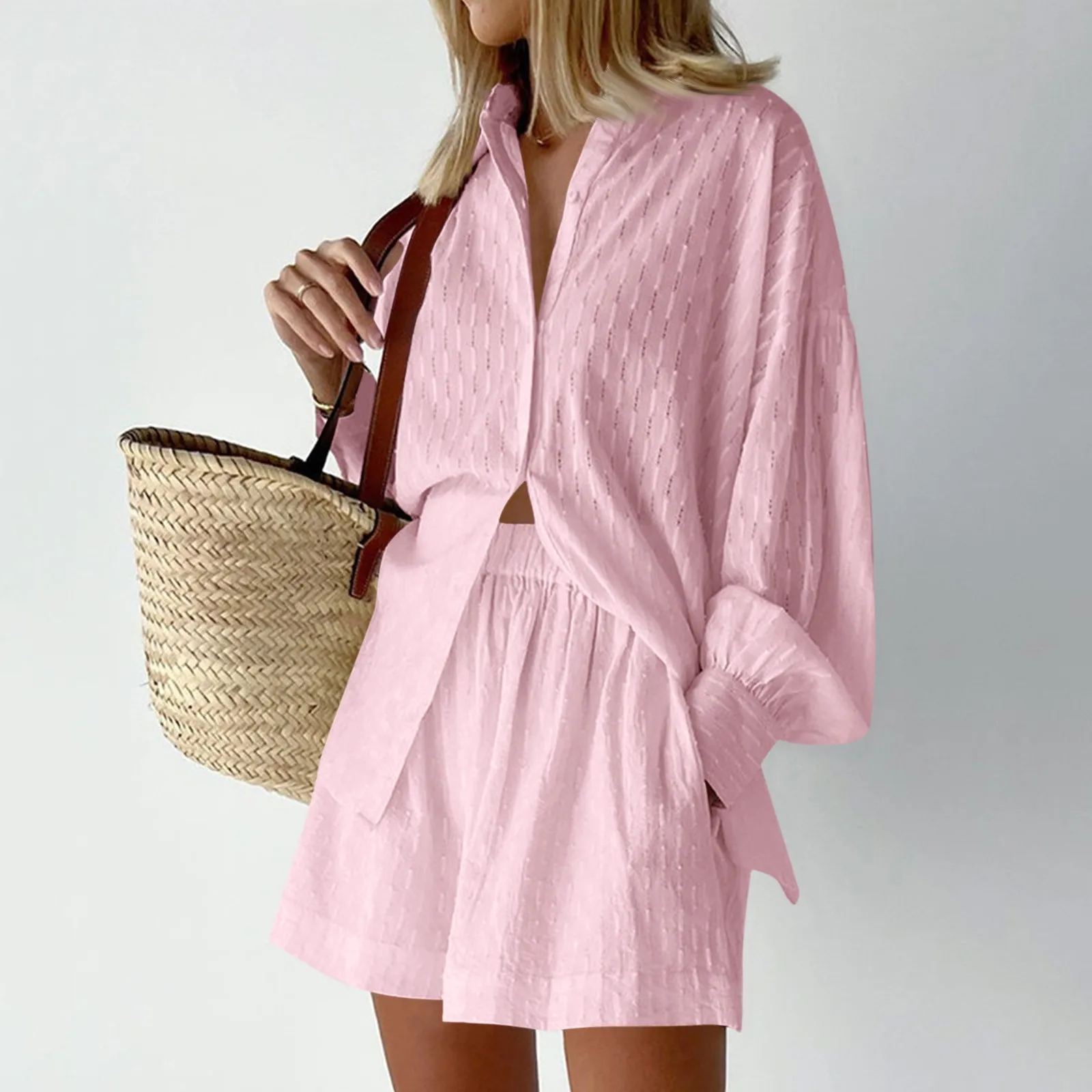Ladies' Lazy Style Solid Color Fashion Set with Thin Puff Long Sleeve Shirt and Shorts Korean Style Loose Vacation Clothing
Ladies' Lazy Style Solid Color Fashion Set with Thin Puff Long Sleeve Shirt and Shorts Korean Style Loose Vacation Clothing