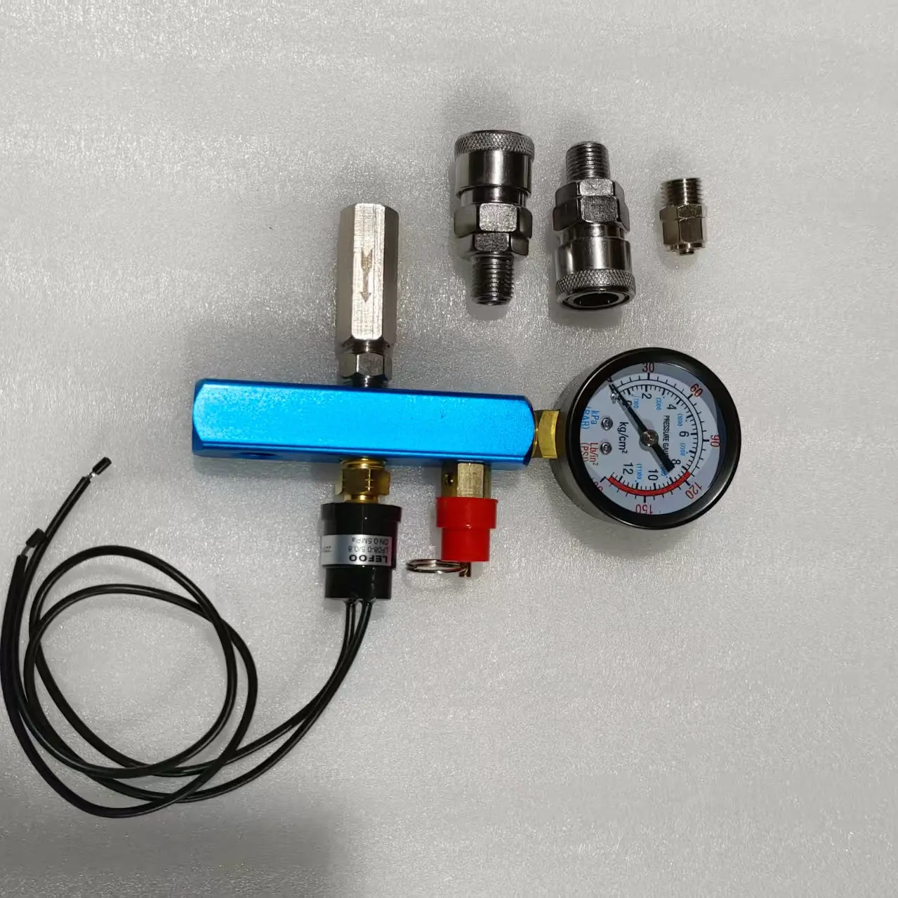 Oil-free air compressor air pump DC 12v24v36V 48 220V air pump automatic start and stop pressure switch
Oil-free air compressor air pump DC 12v24v36V 48 220V air pump automatic start and stop pressure switch