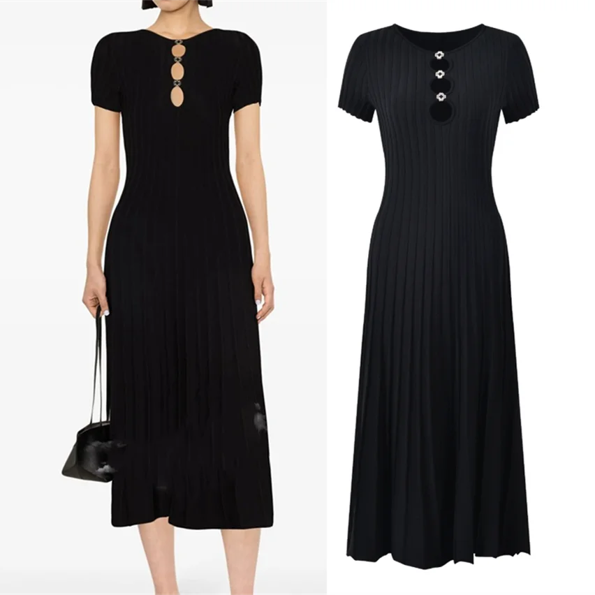 Элегантное черное трикотажное платье с коротким рукавом, приталенное, с вырезами, сексуальное, универсальное, длинное, высококачественное, европейский стиль
Элегантное черное трикотажное платье с коротким рукавом, приталенное, с вырезами, сексуальное, универсальное, длинное, высококачественное, европейский стиль