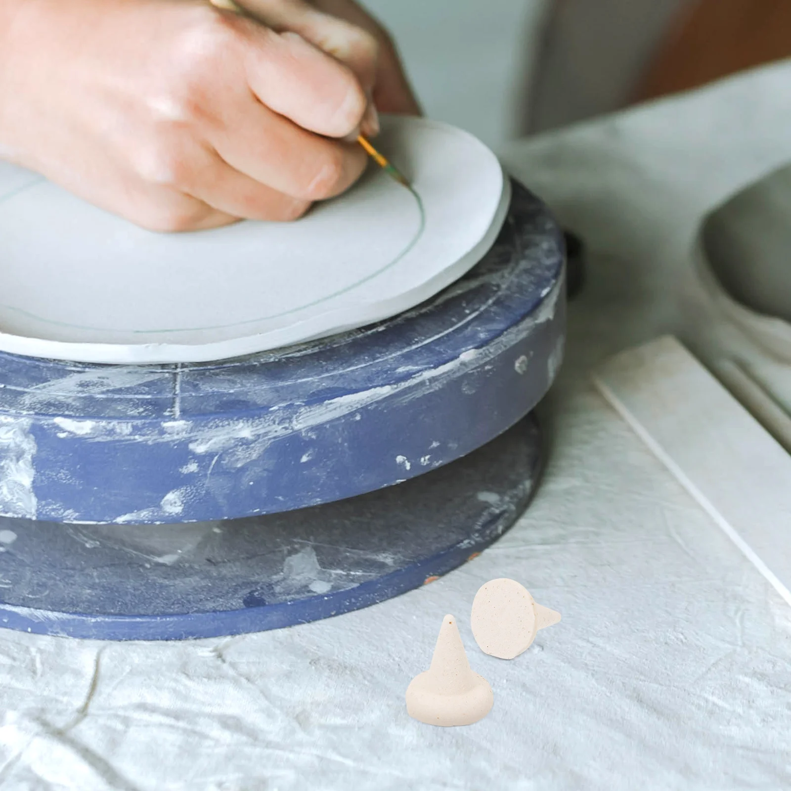 10pcs Pottery Refractory Support Nails Ceramic Kiln Nail Durable Clay Firing Tools For Oven Glass Fireplace -- Sculpting
10pcs Pottery Refractory Support Nails Ceramic Kiln Nail Durable Clay Firing Tools For Oven Glass Fireplace -- Sculpting