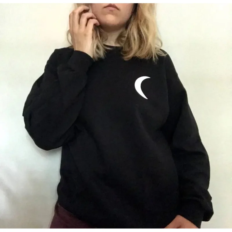 Свитшот Moon Child, свитшот Moon Phase, свитшот Tumblr, свитшот в стиле гранж 90-х, женский свитшот, хипстерский худи с длинным рукавом
Свитшот Moon Child, свитшот Moon Phase, свитшот Tumblr, свитшот в стиле гранж 90-х, женский свитшот, хипстерский худи с длинным рукавом