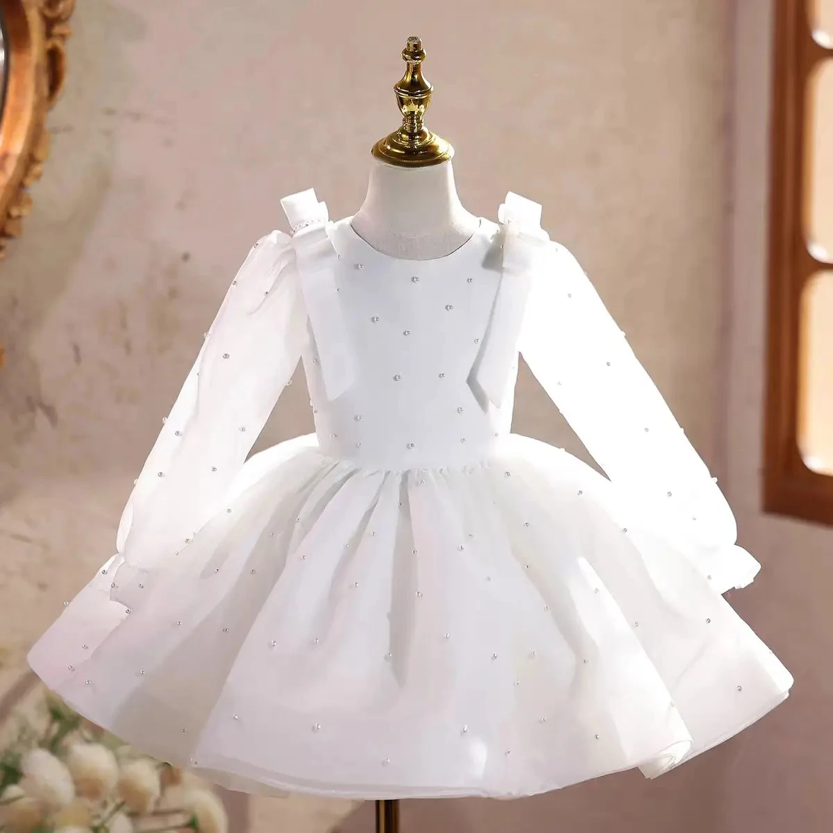 Customized Flower Girl Dress For Wedding Bow Pearls Long Sleeve High Waist Knee Length Kids Birthday First Communion Gown
Customized Flower Girl Dress For Wedding Bow Pearls Long Sleeve High Waist Knee Length Kids Birthday First Communion Gown
