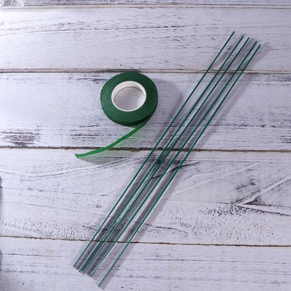 51Pcs Artificial Flower Stem 40Cm High-Simulation Plant Stake for DIY Soap Making Craft Flexible Bendable Floral Arrangement
51Pcs Artificial Flower Stem 40Cm High-Simulation Plant Stake for DIY Soap Making Craft Flexible Bendable Floral Arrangement