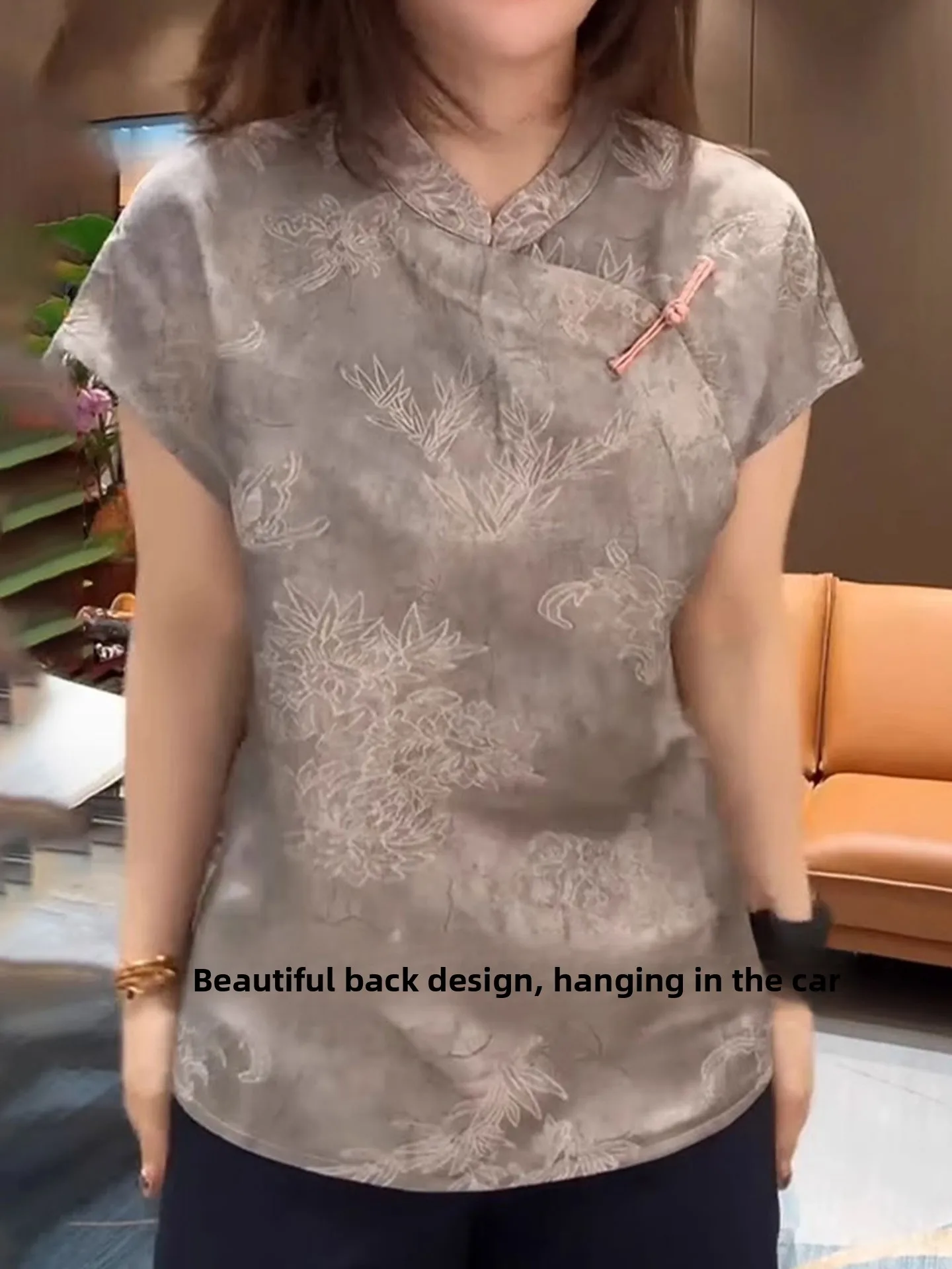 Женская шелковая блузка с вышивкой в китайском стиле, короткий рукав, воротник-стойка, на пуговицах, лето 2026, корейский стиль
Женская шелковая блузка с вышивкой в китайском стиле, короткий рукав, воротник-стойка, на пуговицах, лето 2026, корейский стиль