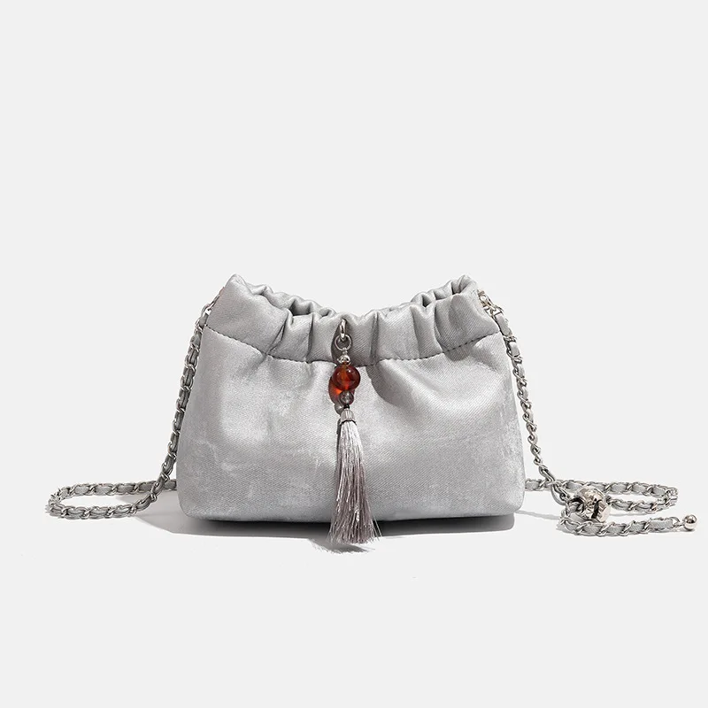 New Style Bucket Bag Line Versatile Chain Shoulder Body Bucket Bag High-Grade New Style Messenger Bag
New Style Bucket Bag Line Versatile Chain Shoulder Body Bucket Bag High-Grade New Style Messenger Bag