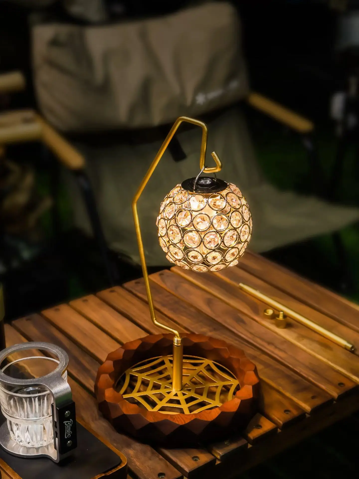 Подставка для светильника для кемпинга на открытом воздухе, портативная и съемная подвесная подвесная подставка из орехового дерева, стойка для настольной лампы для кемпинга
Подставка для светильника для кемпинга на открытом воздухе, портативная и съемная подвесная подвесная подставка из орехового дерева, стойка для настольной лампы для кемпинга