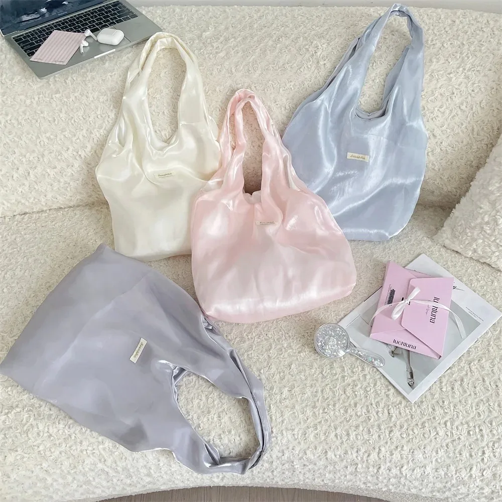 Funlin Women's Handbag Large Capacity Vest Bag Underarm Tote Bag Lazy Style Single Shoulder Bag Casual Universal Ladies Bag
Funlin Women's Handbag Large Capacity Vest Bag Underarm Tote Bag Lazy Style Single Shoulder Bag Casual Universal Ladies Bag