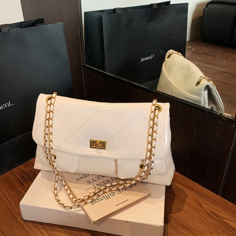 Diaper Bags Elegant Ladies Handbag: Premium Leather Tote Bag By Famous Designer - Classic Luxury Shoulder Style
Diaper Bags Elegant Ladies Handbag: Premium Leather Tote Bag By Famous Designer - Classic Luxury Shoulder Style