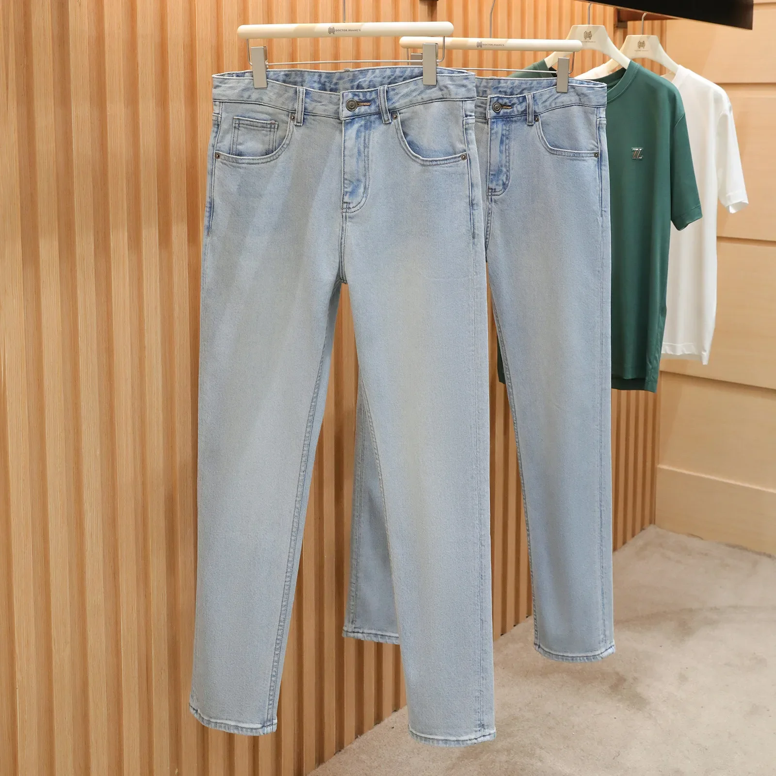 2026 spring and summer new high-end outdoor leisure thin hemp blended breathable and cool jeans
2026 spring and summer new high-end outdoor leisure thin hemp blended breathable and cool jeans