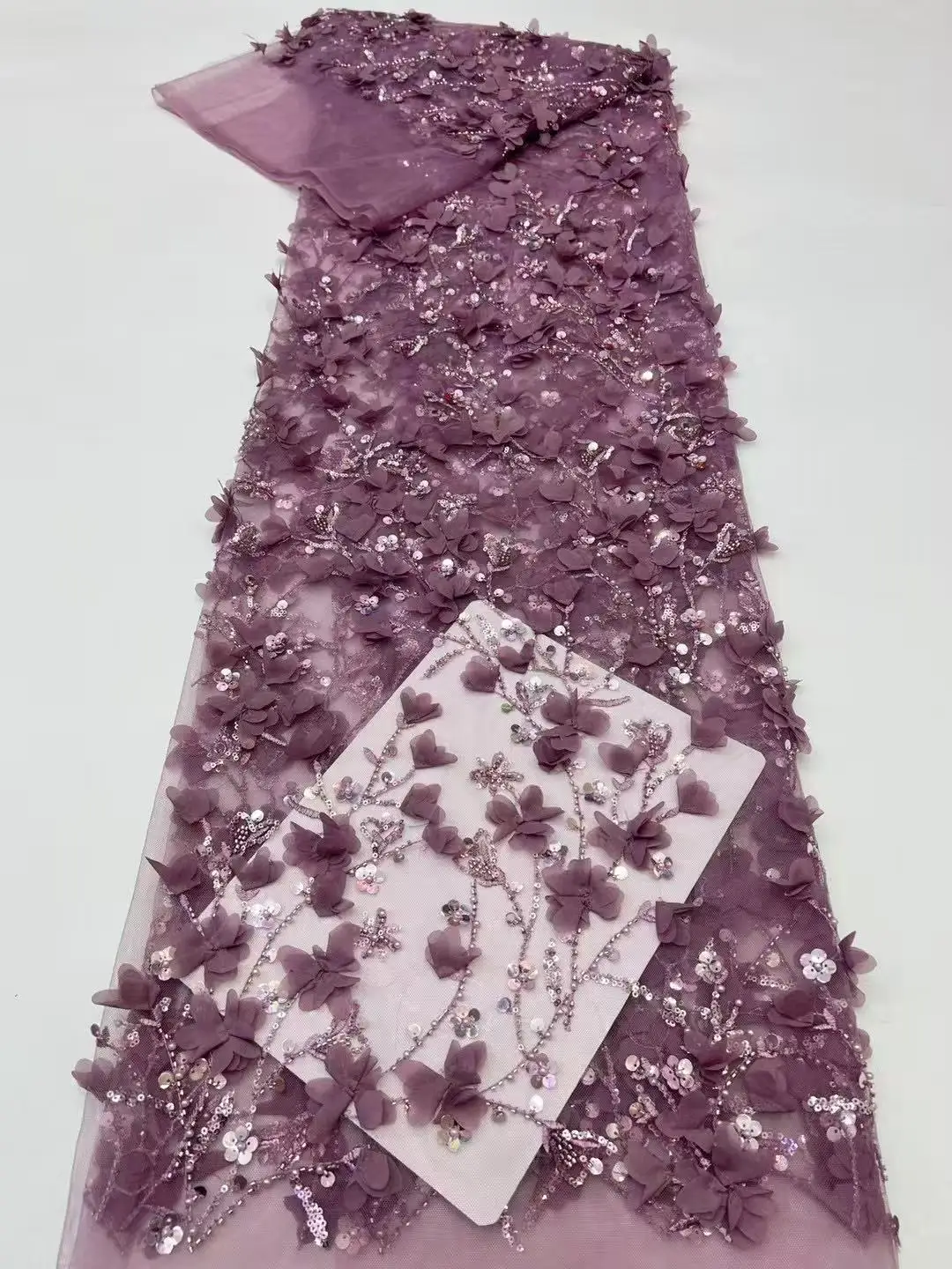 African Net Lace Fabric 5 Yards High Quality 2025 Luxury French Nigerian Sequins Mesh Tulle Lace Fabric for Women Dress
African Net Lace Fabric 5 Yards High Quality 2025 Luxury French Nigerian Sequins Mesh Tulle Lace Fabric for Women Dress