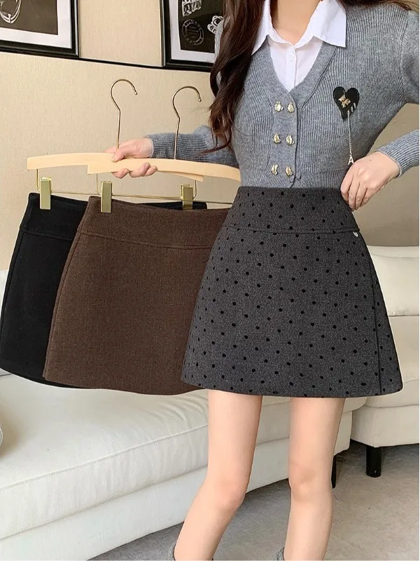 plus Size Women's Casual Polka Dot Woolen Skirt High Waist A-Line Short Skirt Autumn Winter New Style Comfortable Commute
plus Size Women's Casual Polka Dot Woolen Skirt High Waist A-Line Short Skirt Autumn Winter New Style Comfortable Commute