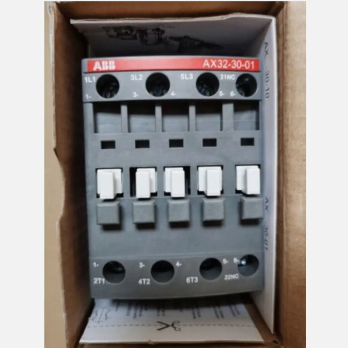 AX32-30-01-80*220-230V50Hz/230-240V60Hz 10139877 1SBL281074R8001 contactor
AX32-30-01-80*220-230V50Hz/230-240V60Hz 10139877 1SBL281074R8001 contactor