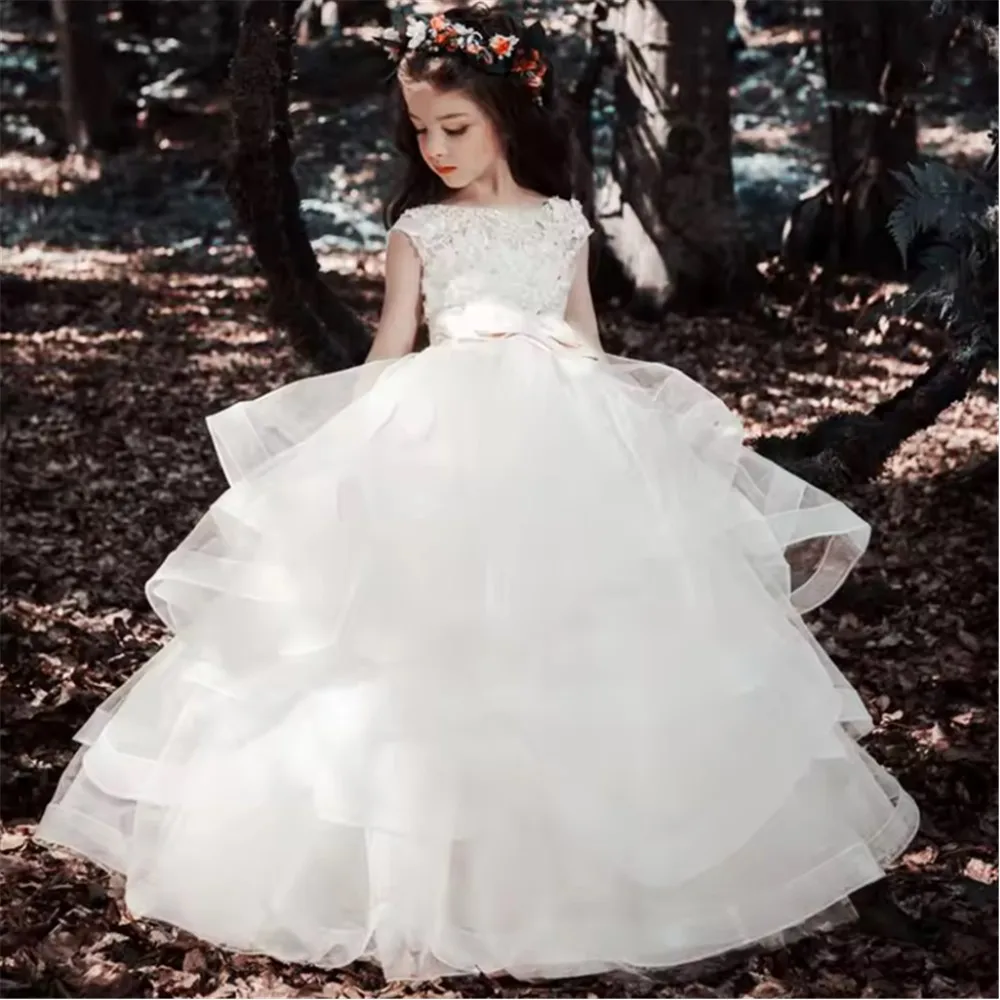 Elegant Flower Girl Dresses for Wedding Champagne Lace Sleeveless Bow Tiered Ball Gown Baptism Kids Pageant First Communion Gown
Elegant Flower Girl Dresses for Wedding Champagne Lace Sleeveless Bow Tiered Ball Gown Baptism Kids Pageant First Communion Gown
