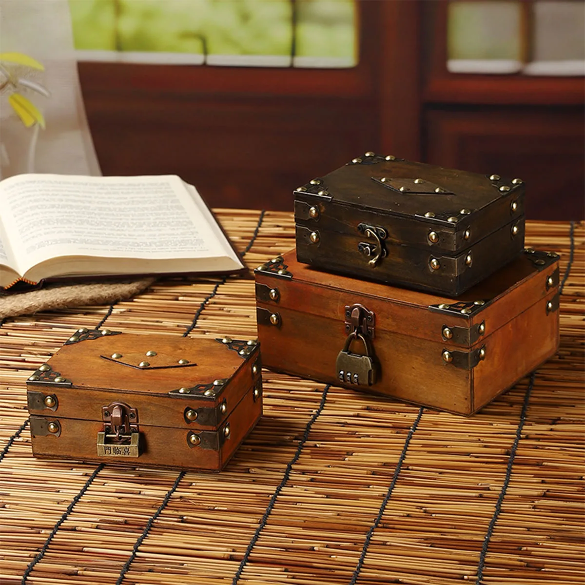 Wooden Storage Box with Lid and Lock for Jewelry Keepsake Book Home Art Decor, Vintage Decorative Storage Box Wooden Chest Box
Wooden Storage Box with Lid and Lock for Jewelry Keepsake Book Home Art Decor, Vintage Decorative Storage Box Wooden Chest Box
