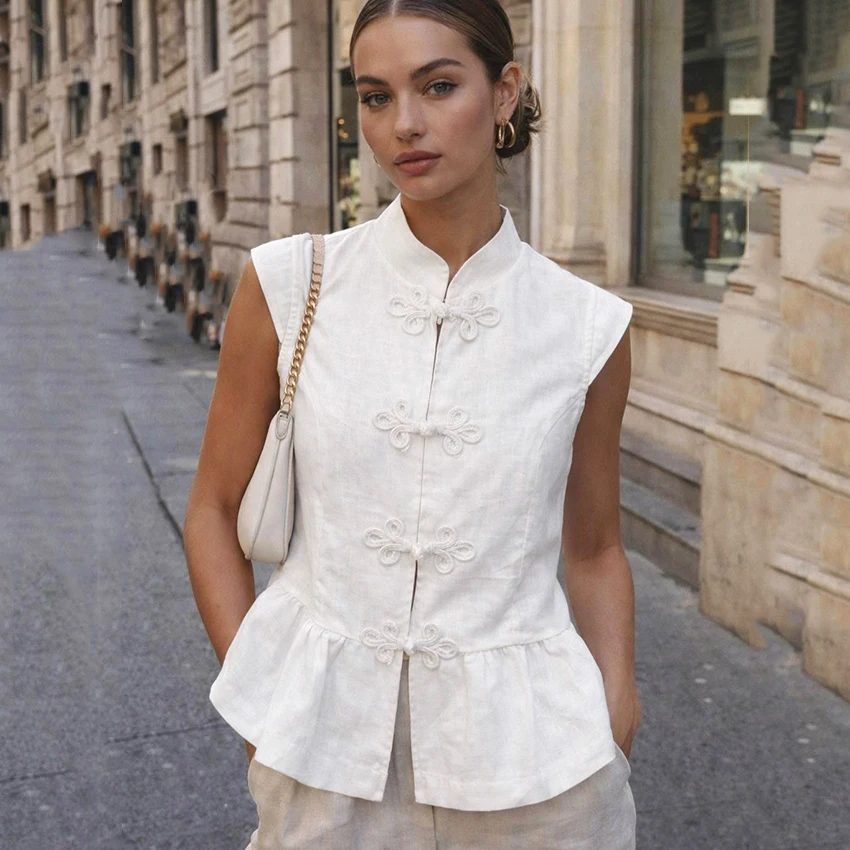 Linad Summer Chinese Style White Single Breasted Vest Woman Vintage Slim Stand Collar Tops 2026 Street Chic Sleeveless Tank Top
Linad Summer Chinese Style White Single Breasted Vest Woman Vintage Slim Stand Collar Tops 2026 Street Chic Sleeveless Tank Top