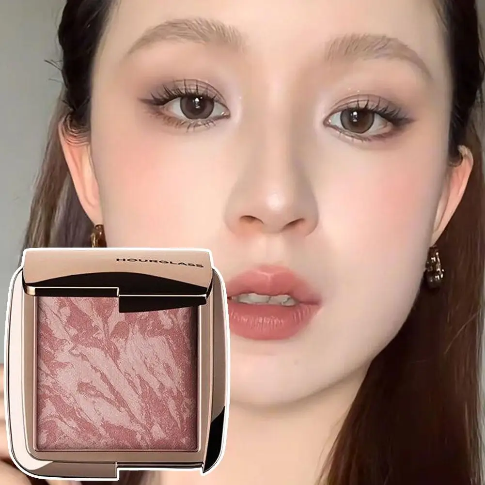 Румяна-хайлайтер Hourglass Bright Red B с рассеянным теплом, мерцающий сияющий эффект, натуральный нюдовый макияж, косметический аксессуар
Румяна-хайлайтер Hourglass Bright Red B с рассеянным теплом, мерцающий сияющий эффект, натуральный нюдовый макияж, косметический аксессуар