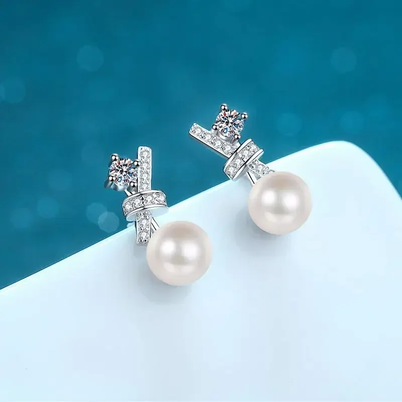 8mm Freshwater Pearl Blinking 0.72ct Moissanite Cross Earrings, Temperament Platinum Pt950 Stud Earrings Wedding Jewelry
8mm Freshwater Pearl Blinking 0.72ct Moissanite Cross Earrings, Temperament Platinum Pt950 Stud Earrings Wedding Jewelry