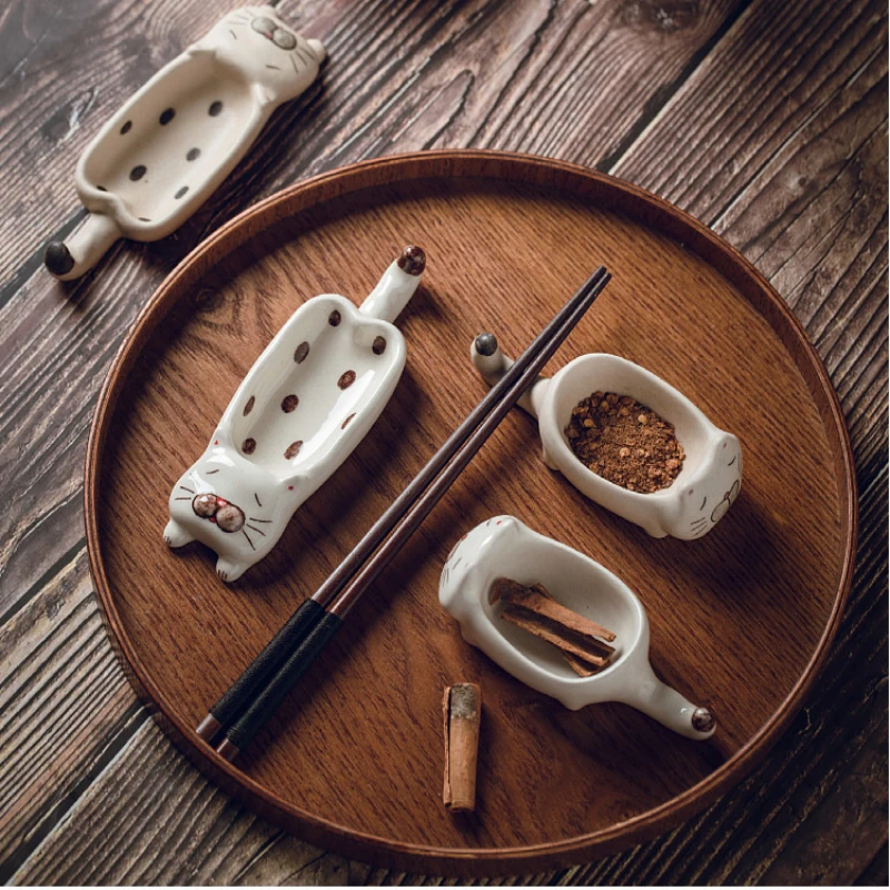 Rough Mini Handmade Cat Sauce Dish with Mini Japanese Mustard Vinegar Dish and Chinese Style Chopstick Holder handmade
Rough Mini Handmade Cat Sauce Dish with Mini Japanese Mustard Vinegar Dish and Chinese Style Chopstick Holder handmade