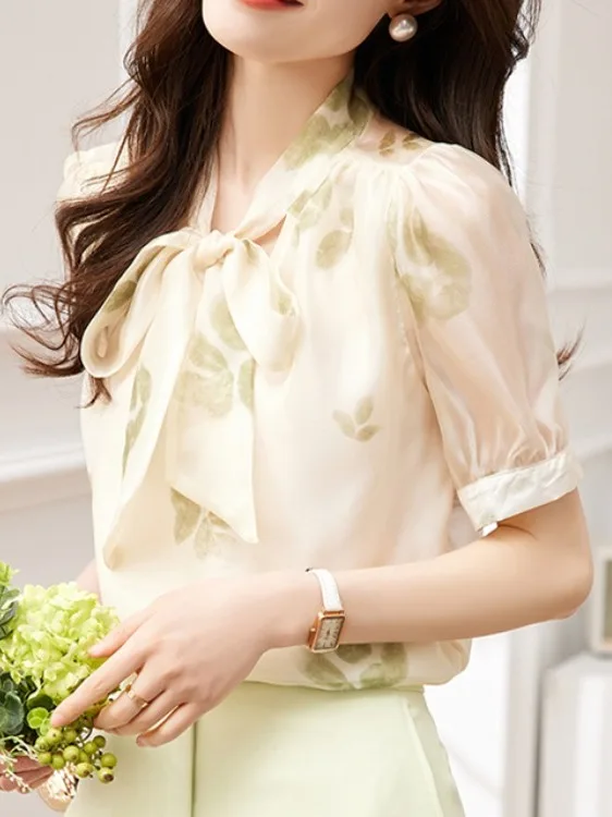 French Style Printed Knot Shirt Women's Loose Bubble Sleeve Chiffon Top Summer Anti-Aging Floral Pattern Blouse
French Style Printed Knot Shirt Women's Loose Bubble Sleeve Chiffon Top Summer Anti-Aging Floral Pattern Blouse
