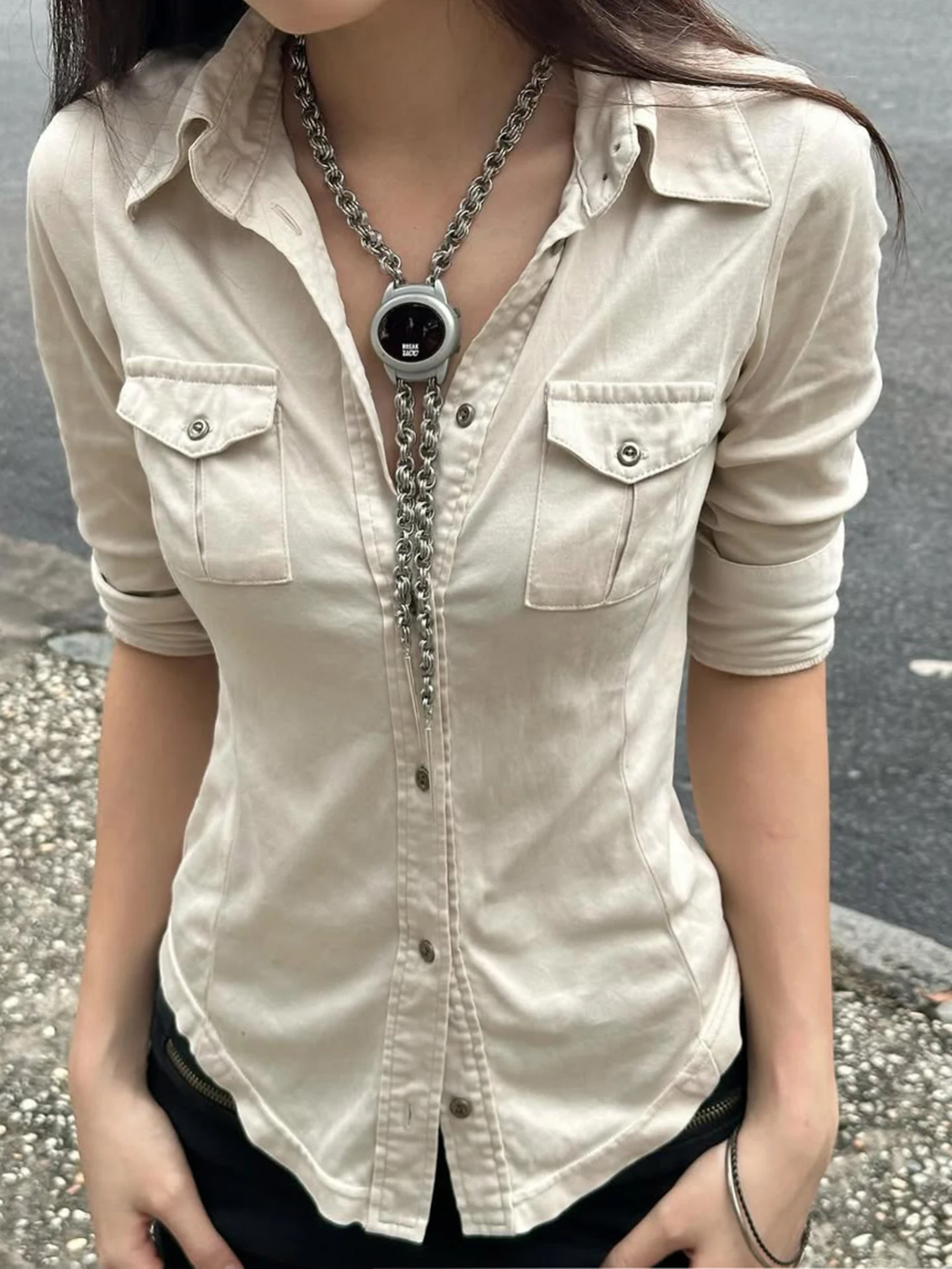 Slim Fit Women's Shirt Pure Color Workwear Style Button Pocket Five Sleeve Street Style Cotton Blend Casual Fashion Top
Slim Fit Women's Shirt Pure Color Workwear Style Button Pocket Five Sleeve Street Style Cotton Blend Casual Fashion Top