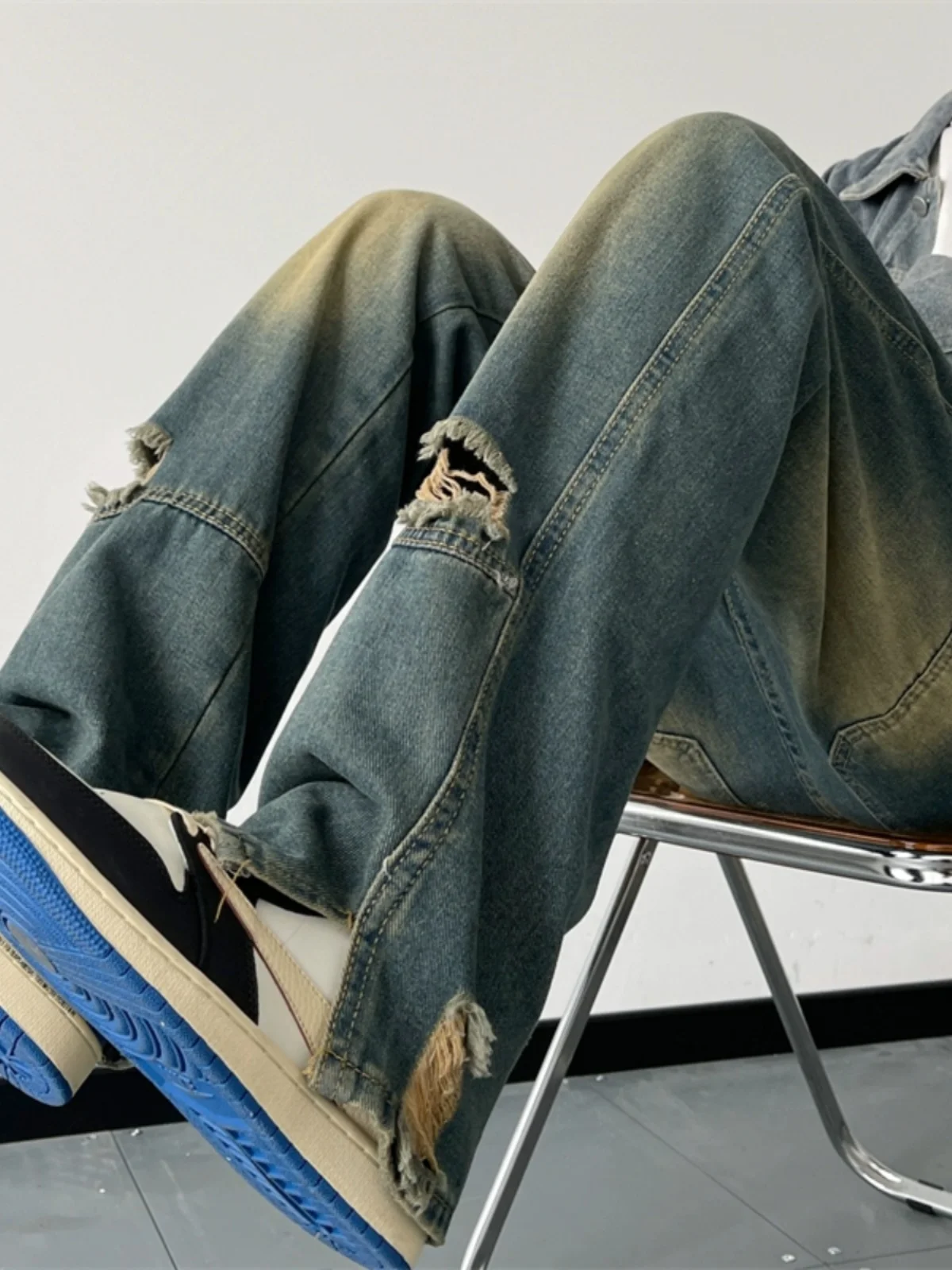 Retro American Men's Denim Jeans High Street Waed out Hip Hop Trendy Loose Wide Leg Long Pants Casual Straight Leg Jeans
Retro American Men's Denim Jeans High Street Waed out Hip Hop Trendy Loose Wide Leg Long Pants Casual Straight Leg Jeans