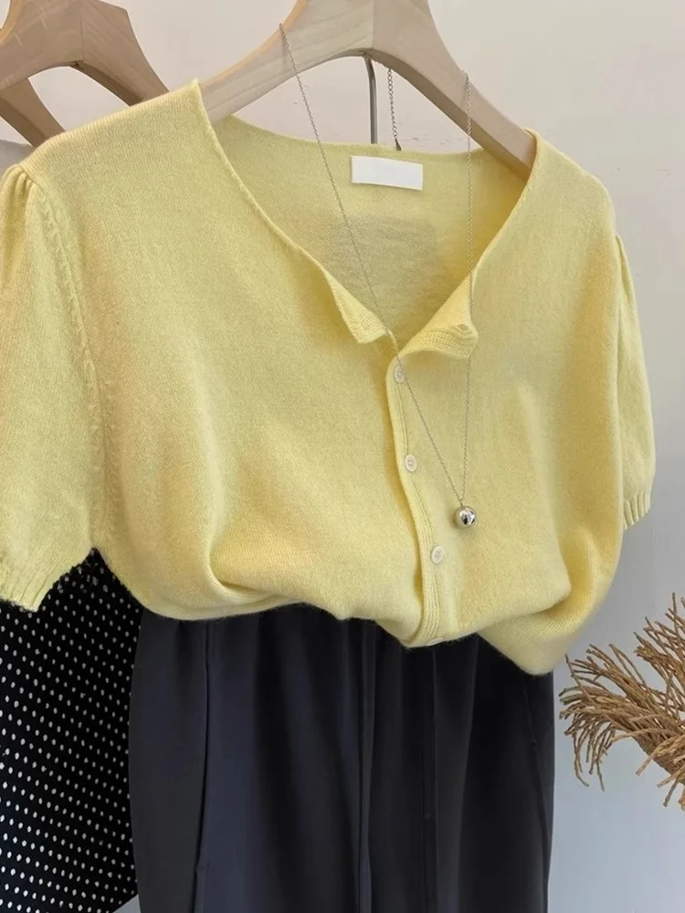 Ice Silk Knitted Open Cardigan Short Sleeve Loose Comfortable Women's Top Fashionable Versatile Single Button Summer Style
Ice Silk Knitted Open Cardigan Short Sleeve Loose Comfortable Women's Top Fashionable Versatile Single Button Summer Style