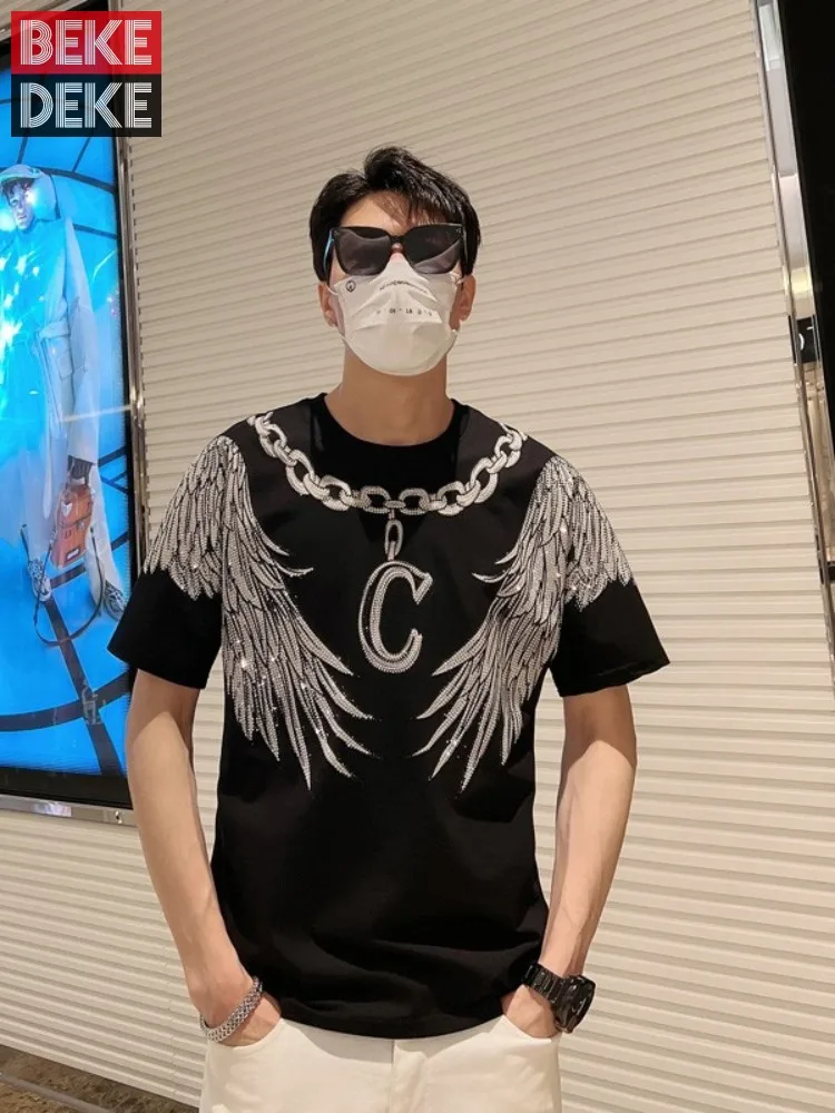 New Summer Mens Short Sleeve T-Shirt Black White Printing Diamonds High Hop Loose Fit Pullover Casual Tees Top Size 5XL 6XL 7XL
New Summer Mens Short Sleeve T-Shirt Black White Printing Diamonds High Hop Loose Fit Pullover Casual Tees Top Size 5XL 6XL 7XL