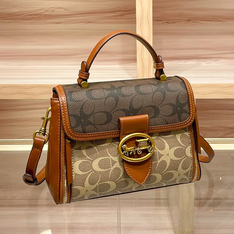 Fashionable Solid Color Designer Diaper Bag For Women Unique Vintage Crossbody Handbag Chic Leather Shoulder Tote Large Capacity
Fashionable Solid Color Designer Diaper Bag For Women Unique Vintage Crossbody Handbag Chic Leather Shoulder Tote Large Capacity