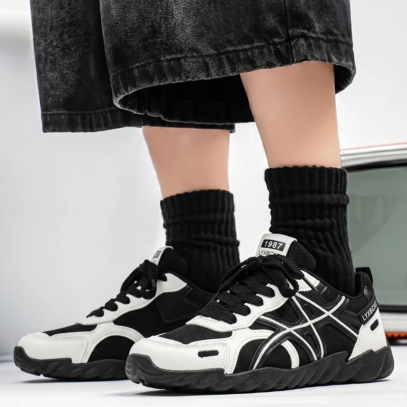 Men's Casual Sports Outdoor Hiking Trendy Fashion Street Comfortable
Men's Casual Sports Outdoor Hiking Trendy Fashion Street Comfortable