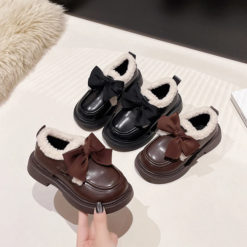 Лоферы для девочек от 2 до 18 лет, коричневые утолщенные детские хлопковые туфли с мягкой подкладкой, зимние черные нескользящие детские кожаные туфли с мягкой подошвой
Лоферы для девочек от 2 до 18 лет, коричневые утолщенные детские хлопковые туфли с мягкой подкладкой, зимние черные нескользящие детские кожаные туфли с мягкой подошвой